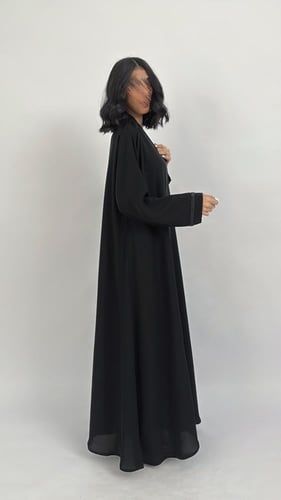 107 عباية مناير