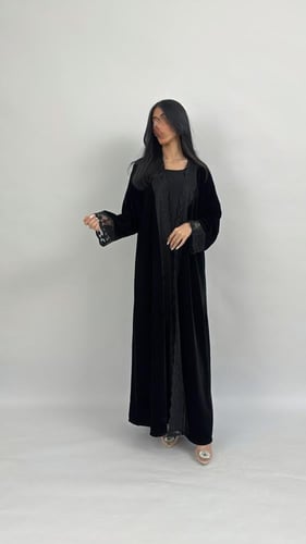 099 عباية نوال