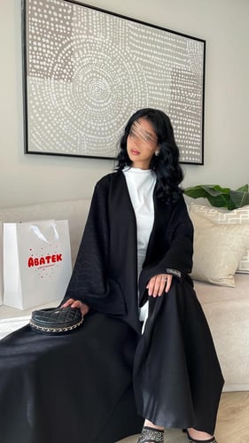 028 عباية حنين