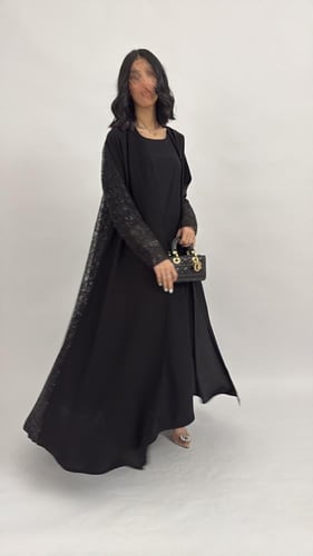 117 عباية قمر