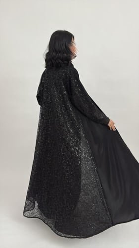 117 عباية قمر