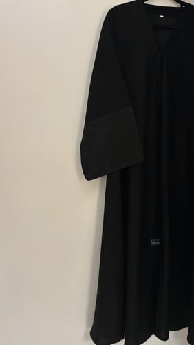 017 عباية العنود