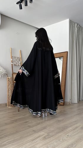 039 عباية جوري