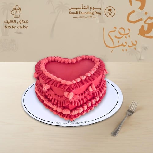 فيكتوريا كيك احمر