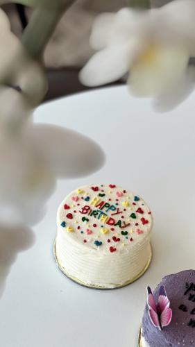 كوري كيك happy B.D .123