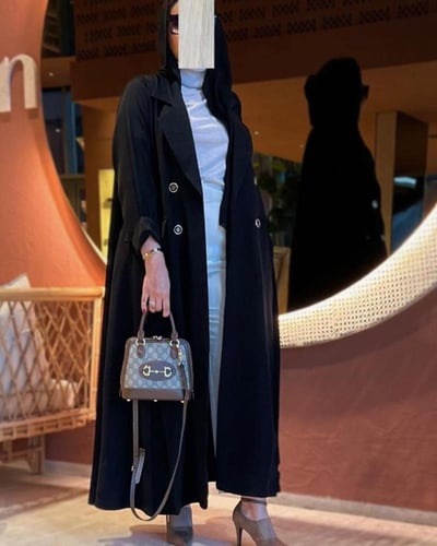 عبايه رسمية فصوص