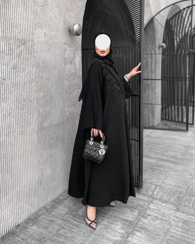 عباية بلايزر تطريز اسود ـ قماش كويتي