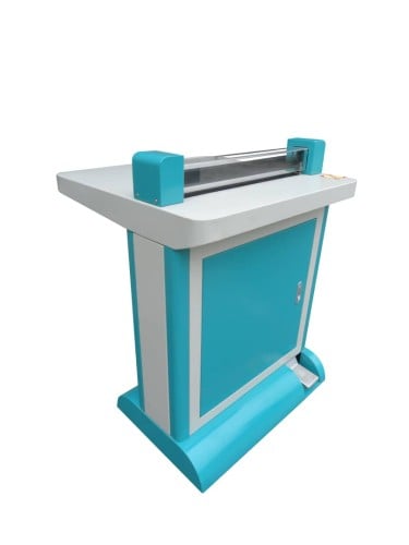 Creasing machine with air compressor