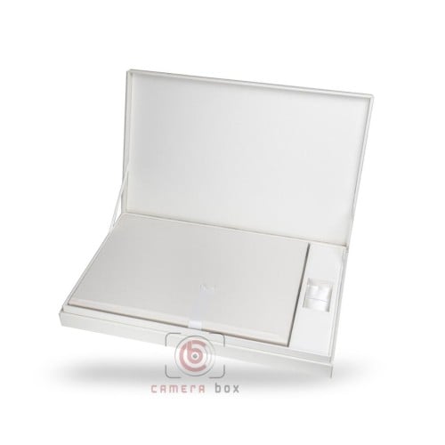 ألبوم بدون حشو أبيض A5+USB