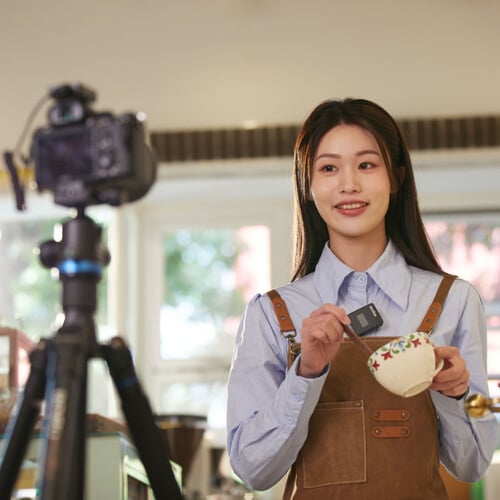 Godox MoveLink II M2 Compact 2-Person Wireless Mic...