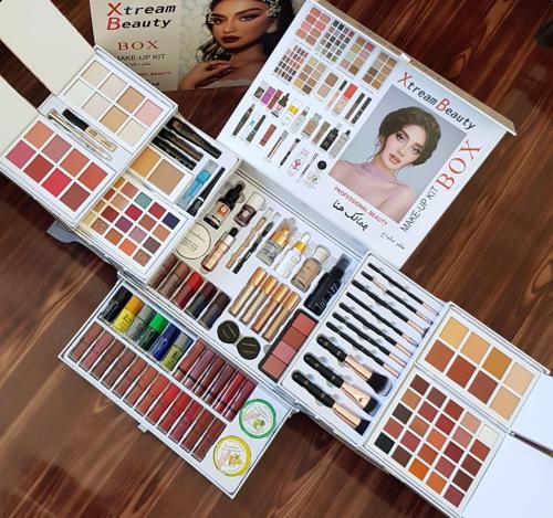 بكس مكياج متكامل