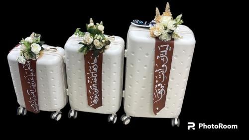 شنطة سفر مع التزين والاسم 3قطعه