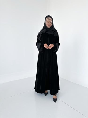 R18