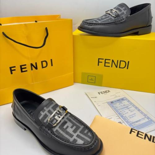 FENDI formal boot