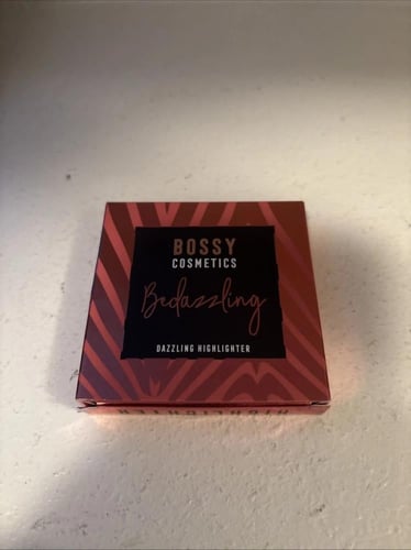 هايلايتر بوسي كوزمتكس المبهر BEDAZZLING