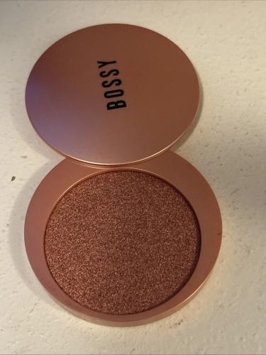 هايلايتر بوسي كوزمتكس المبهر BEDAZZLING