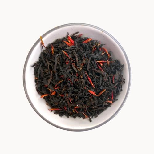 شاي الميبل المدخن – دفء الأكواخ الكندية