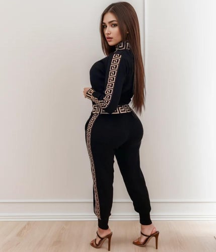 بدلة غرزة من قطعتين