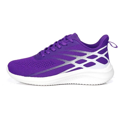 أحذية رياضية نسائية