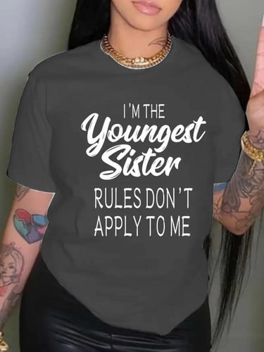 تيشيرت نسائي كلاسيكي بطباعة رسوم كرتونية