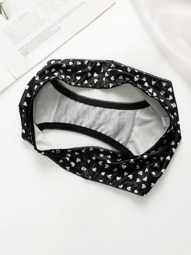 طقم ملابس داخلية نسائية