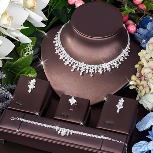 طقم مجوهرات الزفاف