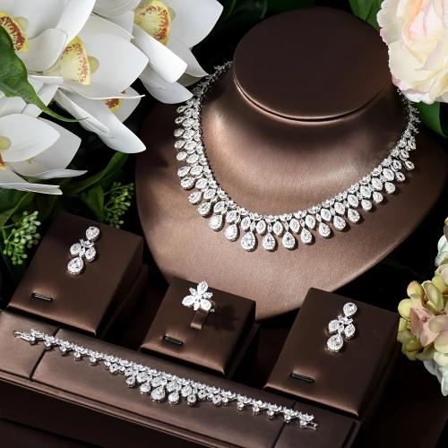 طقم مجوهرات الزفاف