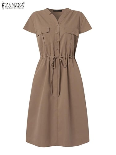 فستان بأكمام قصيرة