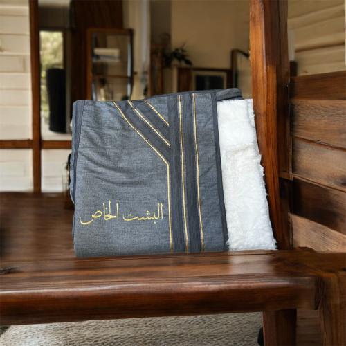 فروه طفيلي طبيعي خيوط الفضه الرصاصي