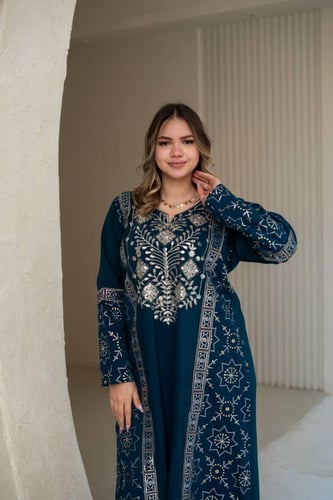 جلابية تطريز فاخر بتفاصيل ملكية راقية SM -74