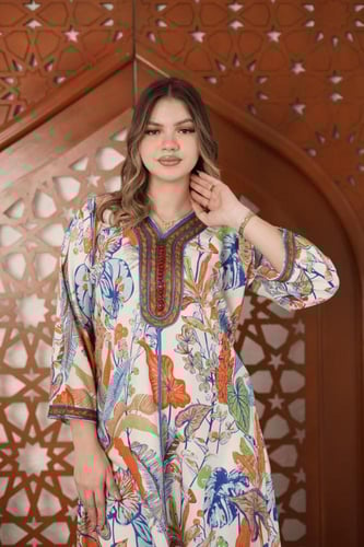 جلابية نسائية مطرزة كاملة – خيارك للذوق العالي SM...