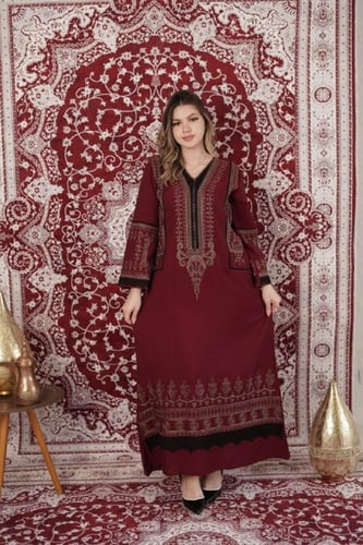 جلابية نسائية مطرزة كاملة – خيارك للذوق العالي SM...