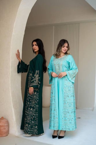 جلابية تطريز فاخر بتفاصيل ملكية راقية SM -73