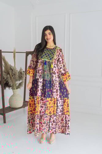 جلابية شالكي واسعة بقصة مريحة وتفاصيل نقشة مميزة S...