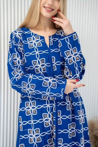 جلابية فخمة بتفاصيل مطرزة وتتميز بتطريز ناعم SM -...