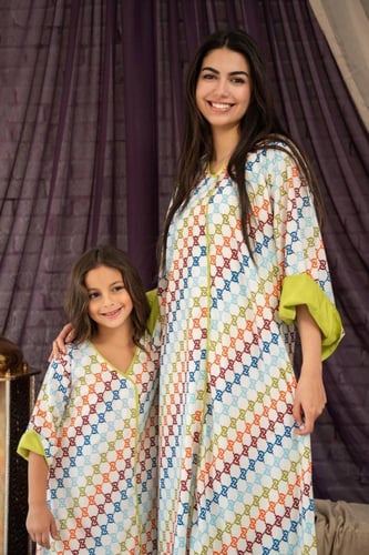 جلابية الأم والبنت الحصري من أفندينا أناقة عائلية...