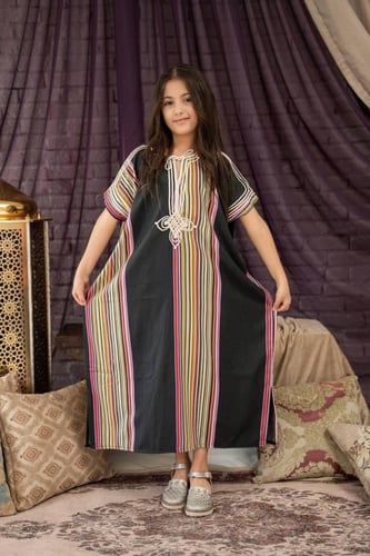 جلابية الفراشة.. حرية حركة وأناقة للأم والبنت SM -...