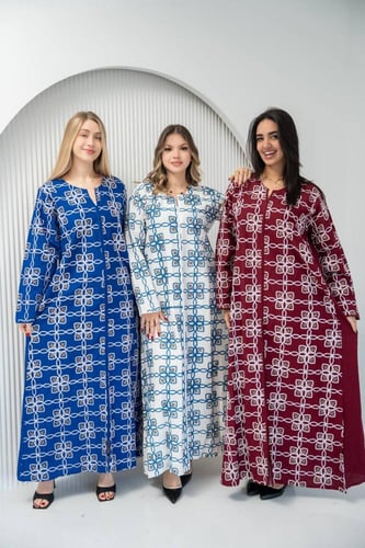 جلابية فخمة بتفاصيل مطرزة وتتميز بتطريز ناعم SM -...