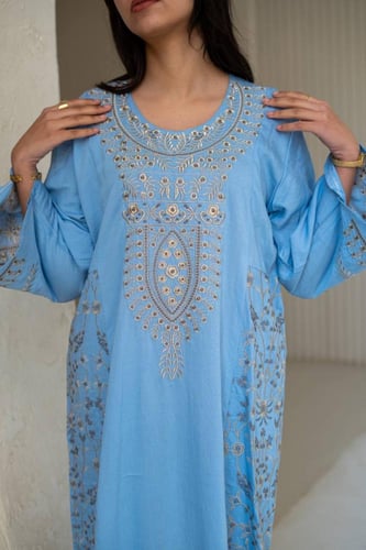 جلابية تطريز فاخر بتفاصيل ملكية راقية SM -73