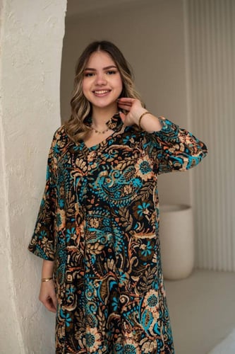 جلابية تسرق الأنظار قبل حضورك ارتدي لوحة فنية تميز...