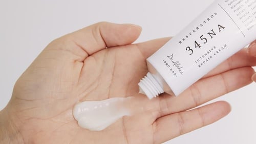 كريم دكتور الثيا ترطيب البشرة الدهنية المختلطة الا...