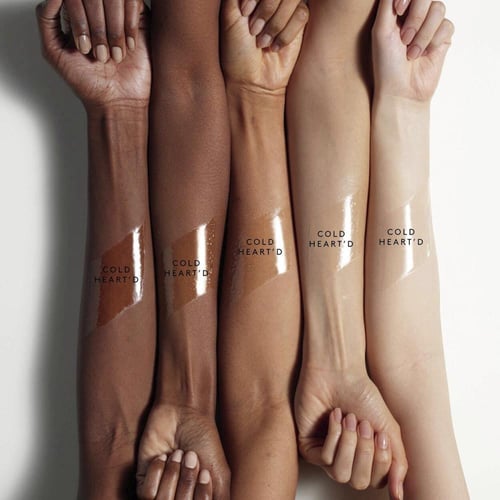 فنتي بيوتي جلوس بومب آيس