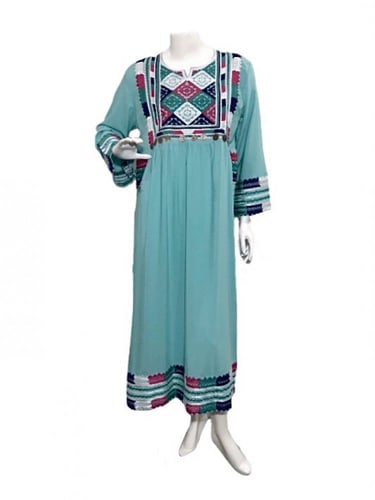 جلابية بتصميم هندسي