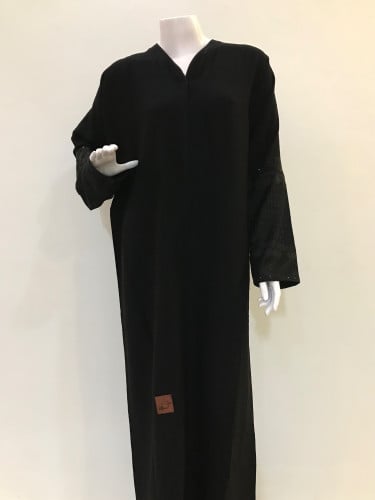 عباية كَم منقوش ومزخرف