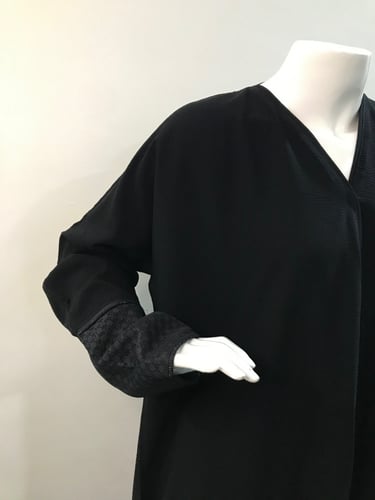 عباية سادة كُم دانتيل