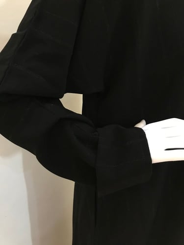 عباية سحاب وجيوب مخفية