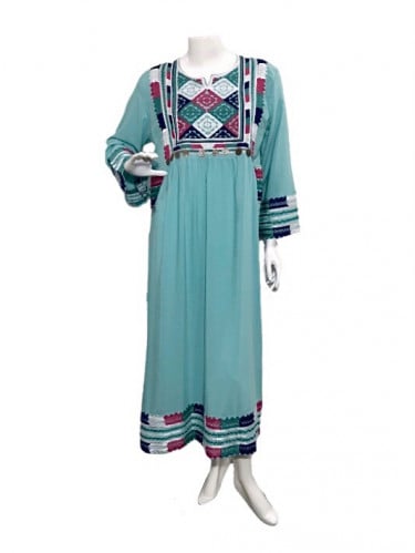 جلابية بتصميم هندسي