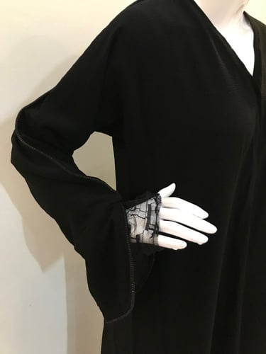 عباية كم دانتيل