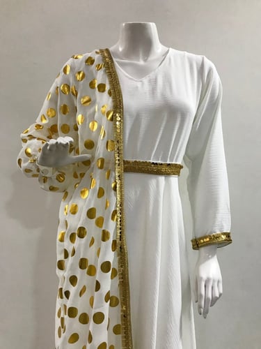 جلابية بتصميم فريد