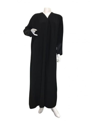 عباية سادة كُم دانتيل